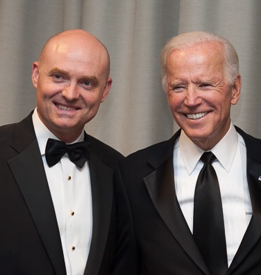 Le secrétaire général adjoint d'EUCLID avec l'actuel président américain Joe Biden
